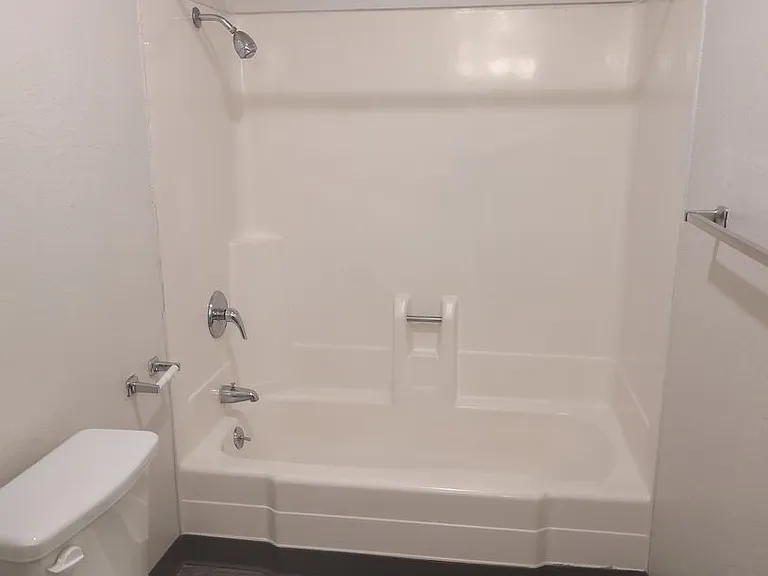 4210 Main St — Photo 10