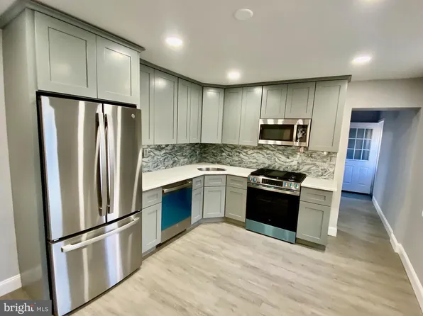 4404 Leiper St, Philadelphia, PA 19124