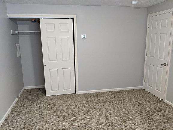 5th image of 5967 Jodie Ln APT 3