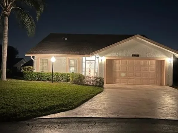 3916 Wendy Anne Circle, West Palm Beach, FL 33417