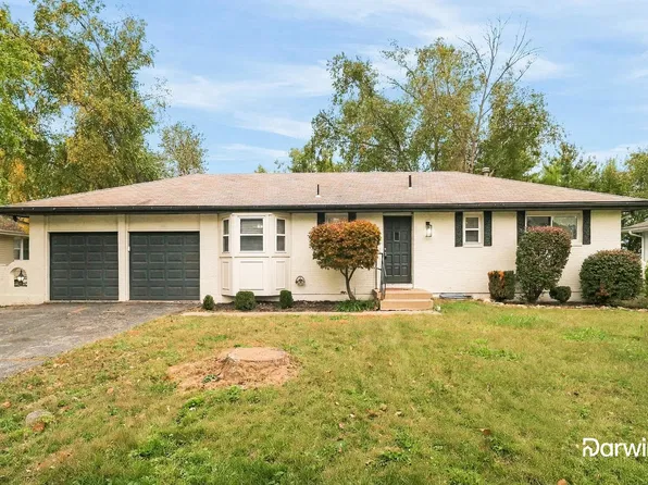 129 SE Moore St, Blue Springs, MO 64014