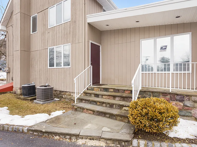 328 Green Pond Rd — Photo 26