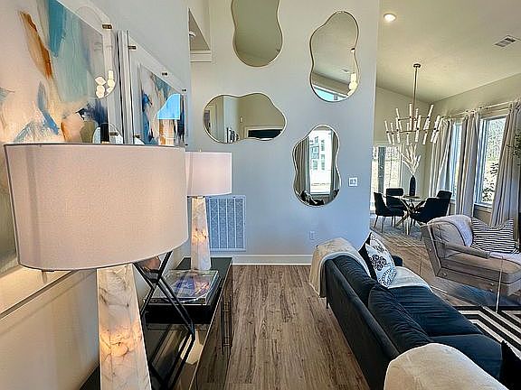 3rd image of 4031 Ridgepointe Cv