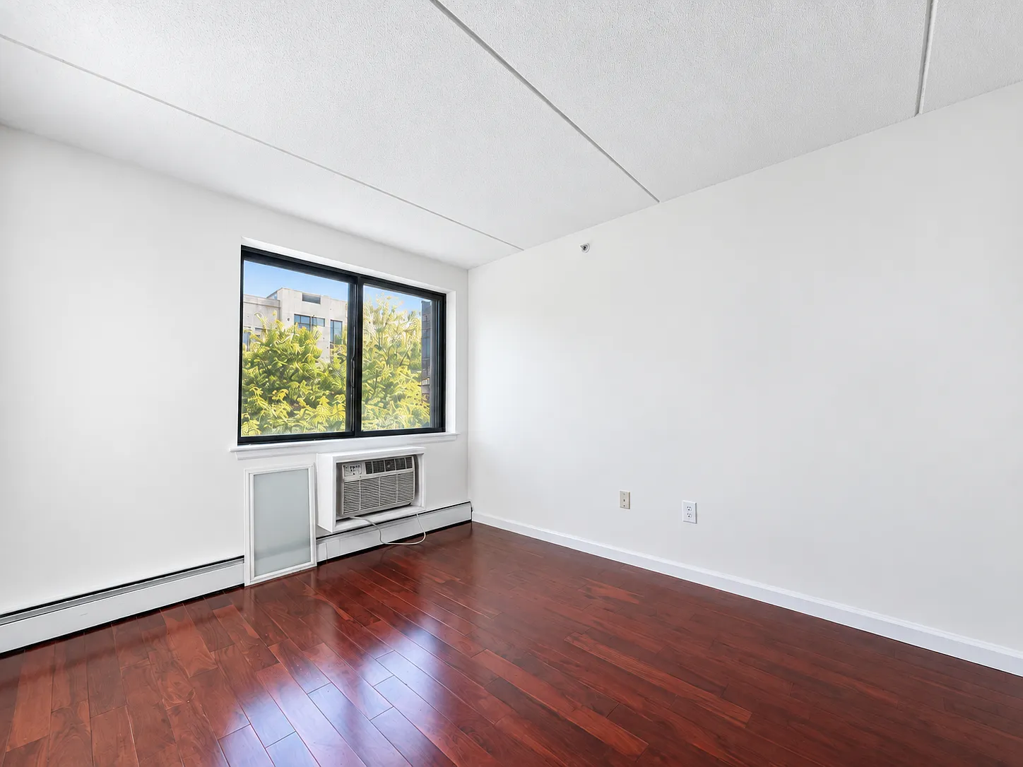 333 East 119th Street — Photo 4