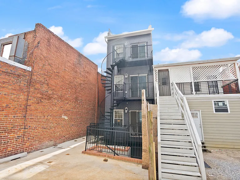 1138 Florida Ave NE #2 — Photo 34