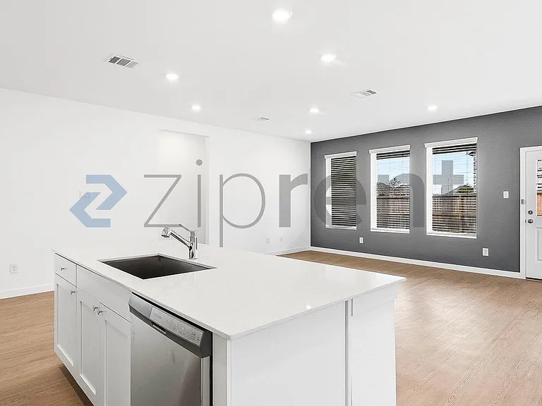 8322 Amber Summit Ln — Photo 15