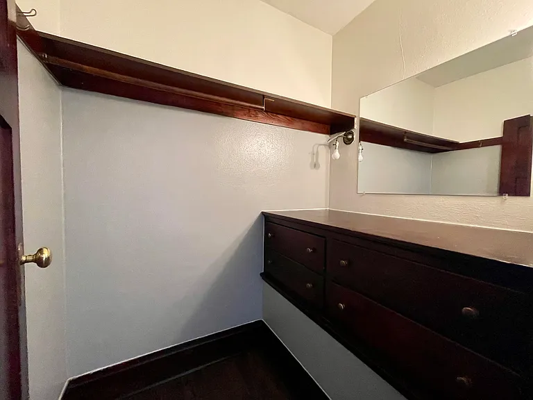 914 S 5th St #26 — Photo 7