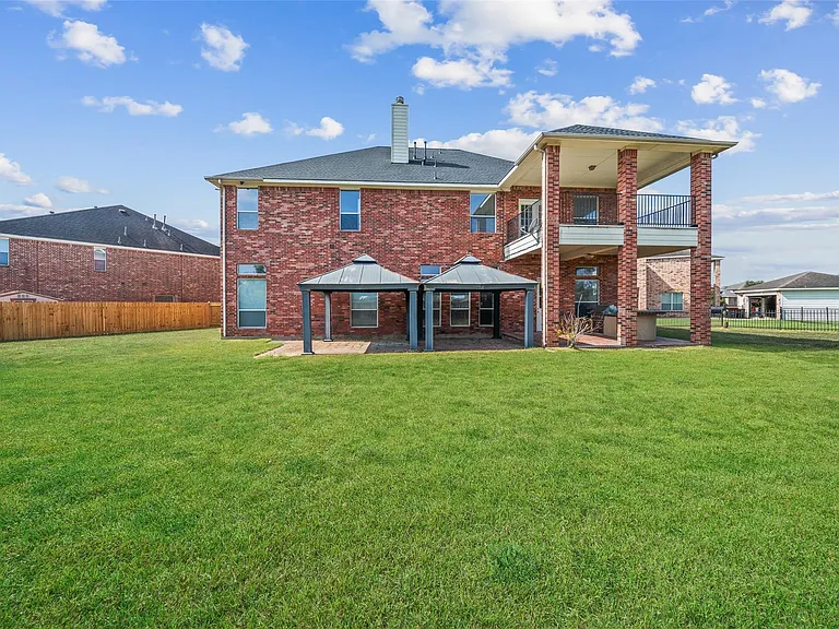 23010 Prairie Lake Ct — Photo 19
