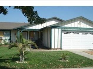 16130 Elaine Dr, Fontana, CA 92336