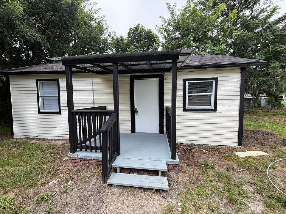 1st image of 420B Mosley Rd