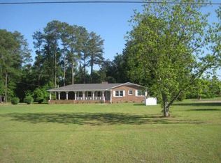 4035 Clinton Rd, Fayetteville, NC 28312