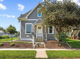 1506 Hamilton St SW, Cedar Rapids, IA 52404