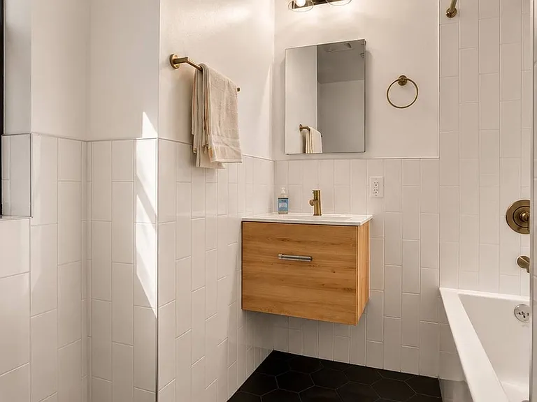 753 9th Ave #3CC — Photo 24