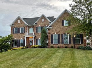 301 Hedgerow Dr, Venetia, PA 15367