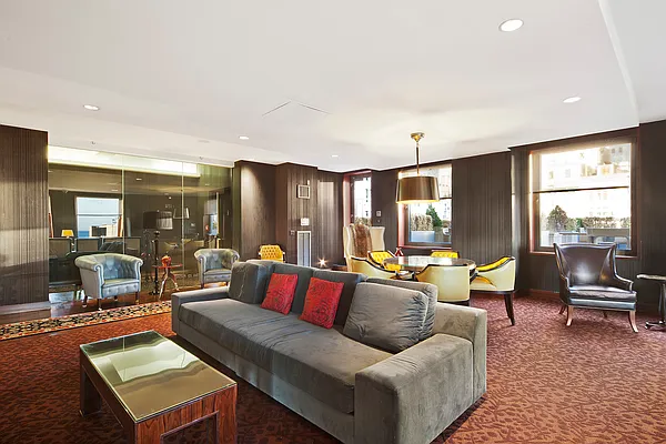 Rented by Compass | media 28