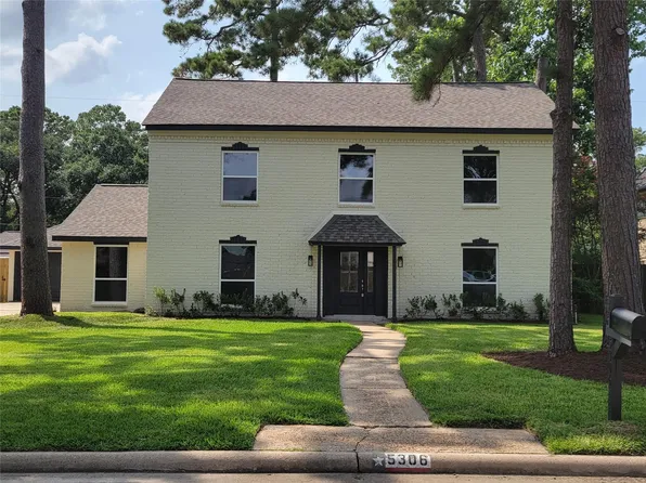 5306 Green Springs Dr, Houston, TX 77066