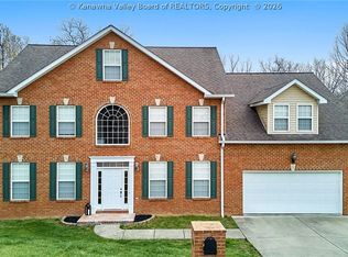 109 Cyrus Point, Charleston, WV 25314