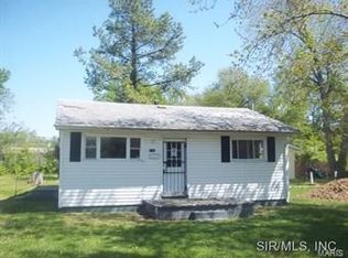 1716 N 61st St, East Saint Louis, IL 62204