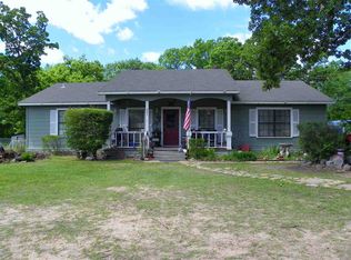 321 W George Richey Rd, Gladewater, TX 75647