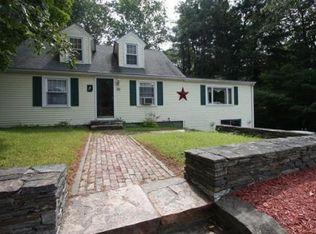 32 Prospect St, Oxford, MA 01540