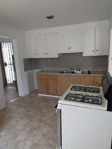 3405 Beaumont Dr — Photo 4