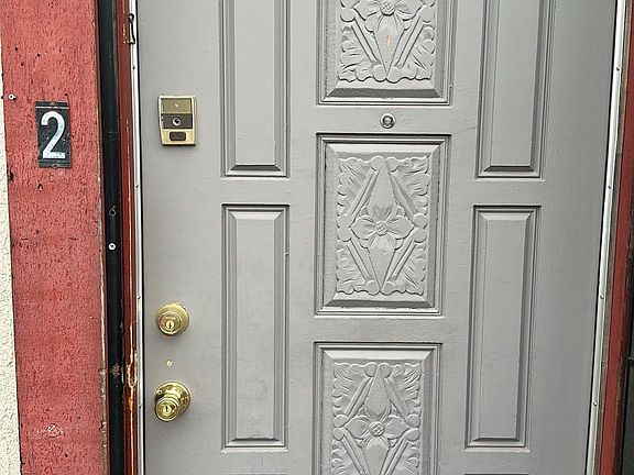 2nd image of 2838 W Avenue 32 APT 2