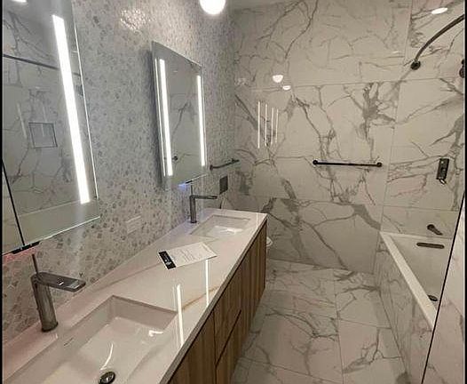 4th image of 3000 NE 2nd Ave S #826