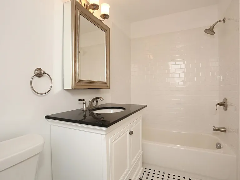 413 Jefferson St #3 — Photo 11