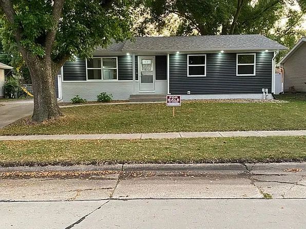 1225 26th Ave N, Fort Dodge, IA 50501