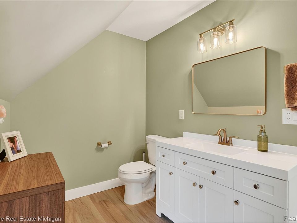 5835 Warner Rd, photo 17