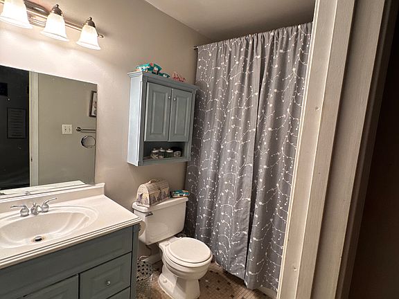 4th image of 7907 San Leandro Pl #119