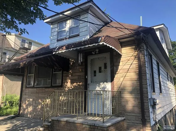 65 Mac Arthur Ave, Garfield, NJ 07026