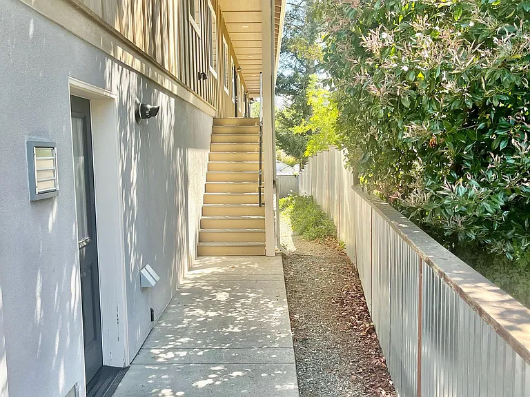500 Granite Hill Ct #2 — Photo 11