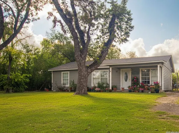 309 BOHME ST, Uvalde, TX 78801