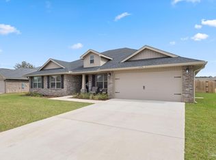 6294 Pineapple Dr, Milton, FL 32570
