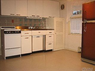 2nd image of 34 Choir Ln