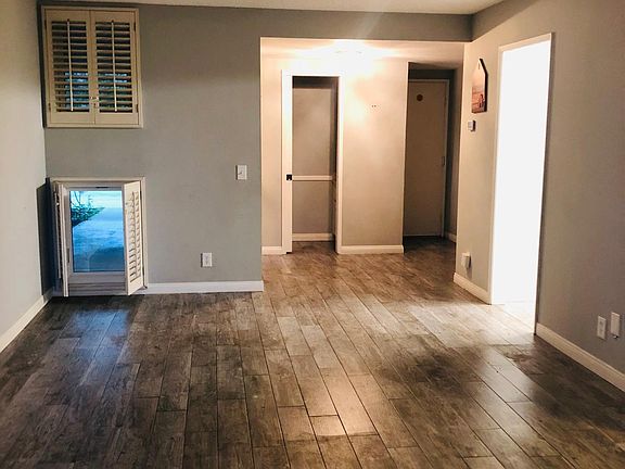 5th image of 3746 Towne Park Cir