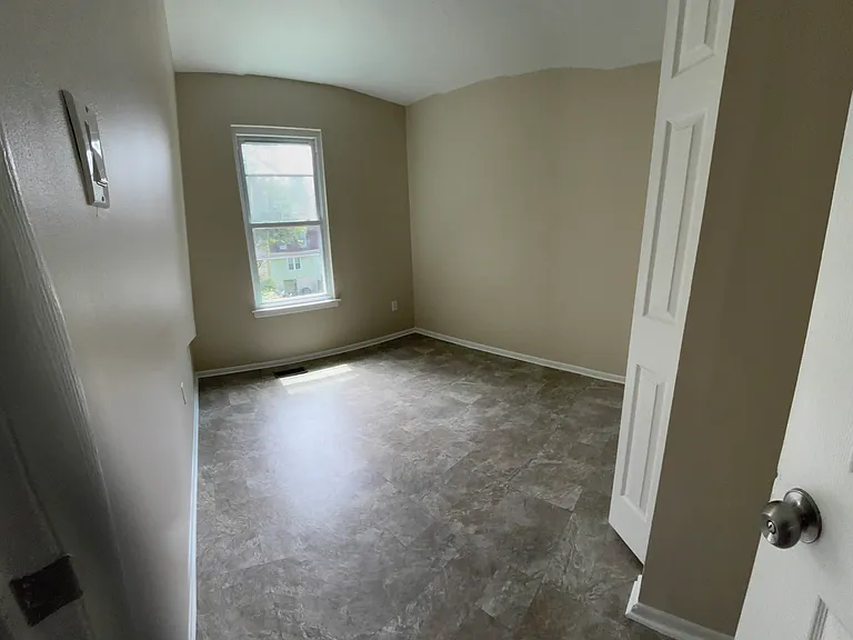 1801 Jaybird Ct — Photo 2