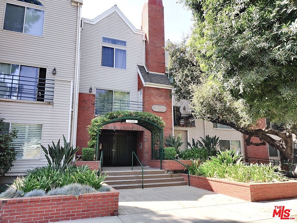 2706 Honolulu Ave APT 302, Montrose, CA 91020 | Zillow