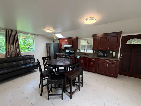 3346 Kanaina Ave, Honolulu, HI 96815