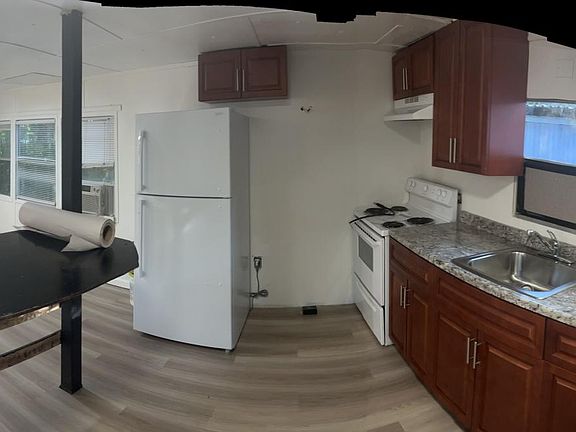 5th image of 2945 Jewell Dr #1