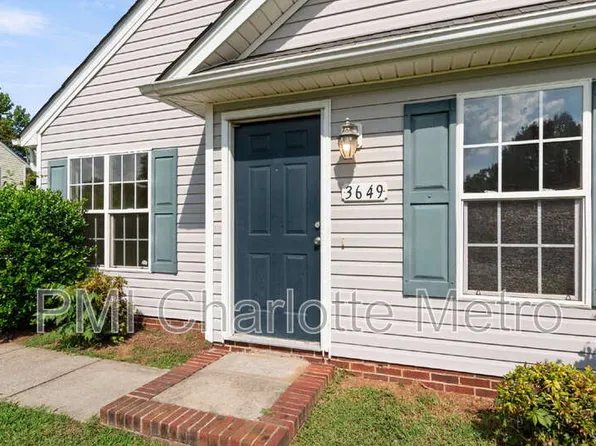 3649 Dashiel Dr, Charlotte, NC 28262