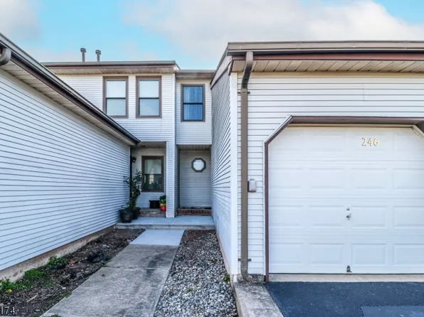 246 Spruce Court, Raritan Twp., NJ 08822