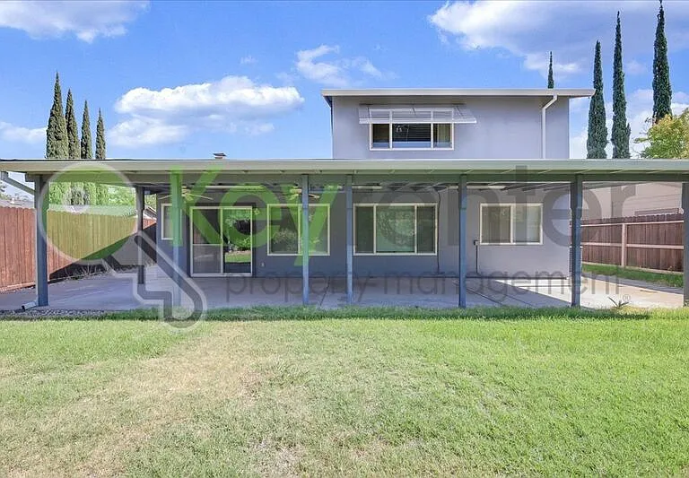 7005 Woodside Dr — Photo 36