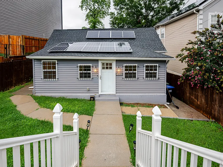 5056 B St SE — Photo 18