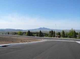 714 Links View Dr, Cody, WY 82414