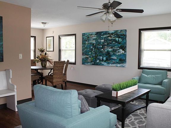 3rd image of 2011 Garnet Dr #2011