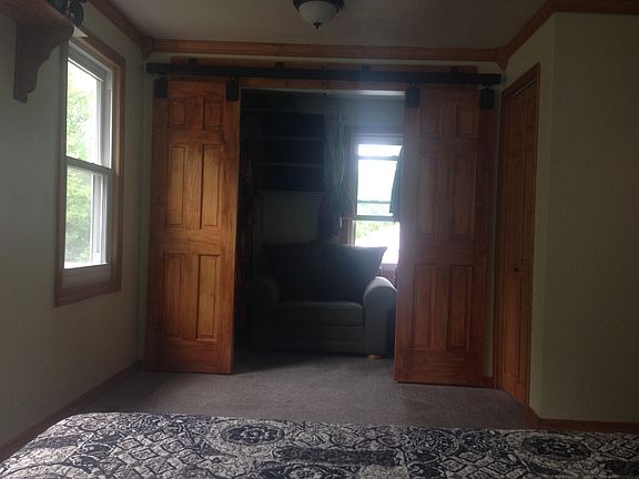 4th image of 2187 School St