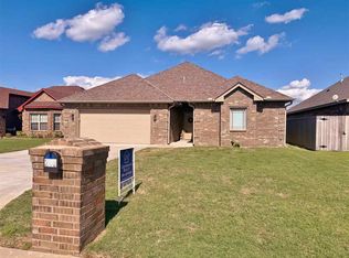 209 NW Granite Ave, Cache, OK 73527