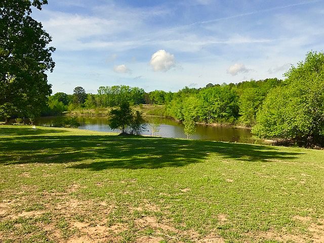 2nd image of 61 Head Rd
